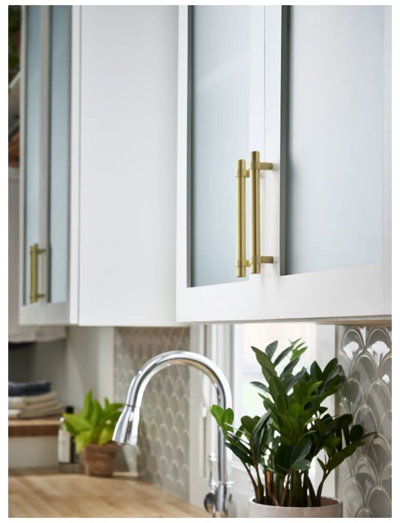 Jeffrey Alexander 596 Key Grande 3-3/4" (96 mm) Center to Center Modern Industrial Pipe Style Bar Cabinet Handle/Drawer Pull -